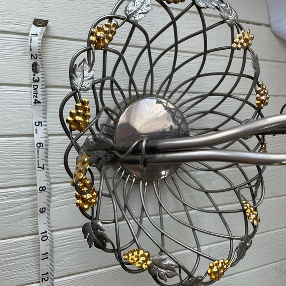 Godinger Silver Basket - Picture 4 of 7